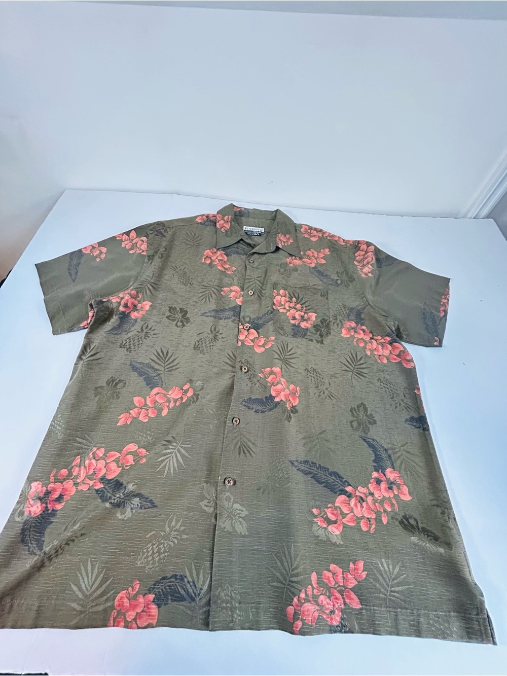 Firethorn Mens 100% Silk Shirt Button Up Collar Olive Green